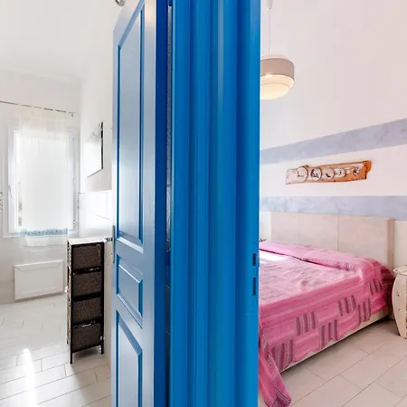 Апартаменты With Private Terrace, 50m From The Sea